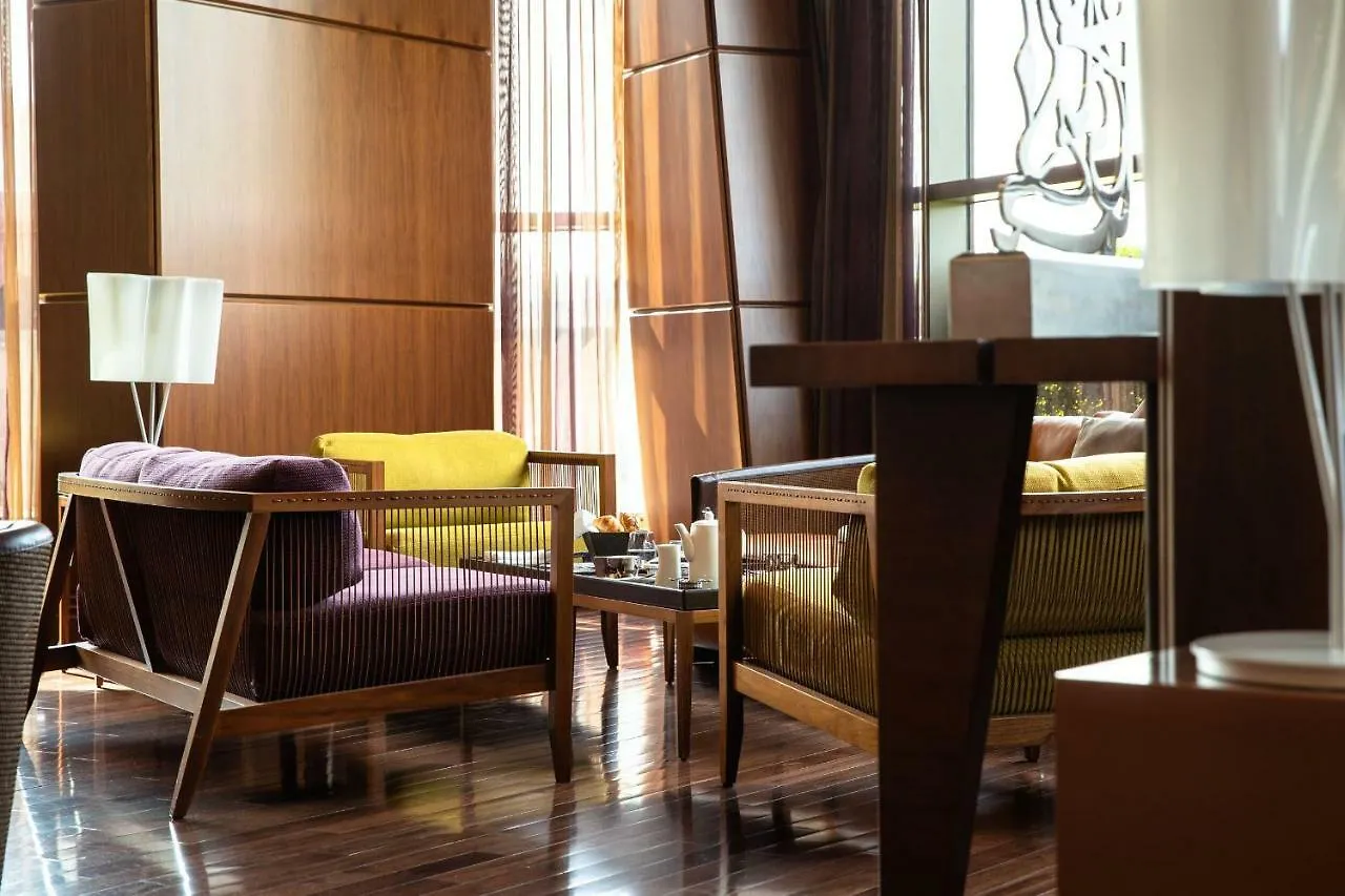 Jumeirah Creekside Dubai 5*,